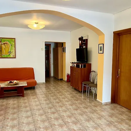 Casa Servus Junior
