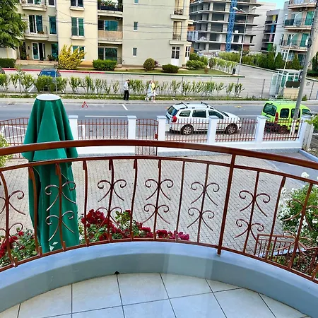 Casa Servus Junior
