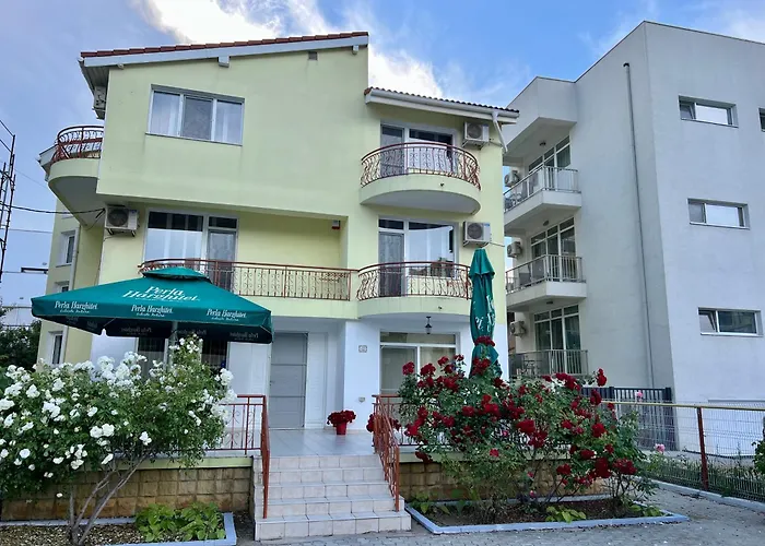 Casa Servus Junior 招待所 3*