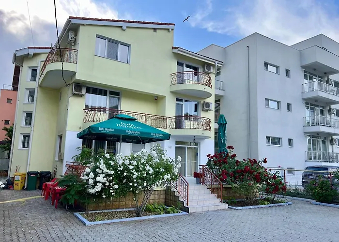 Casa Servus Junior 3* 那沃达利