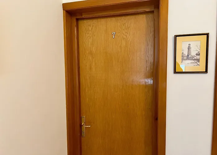 Casa Servus Junior 3* 那沃达利