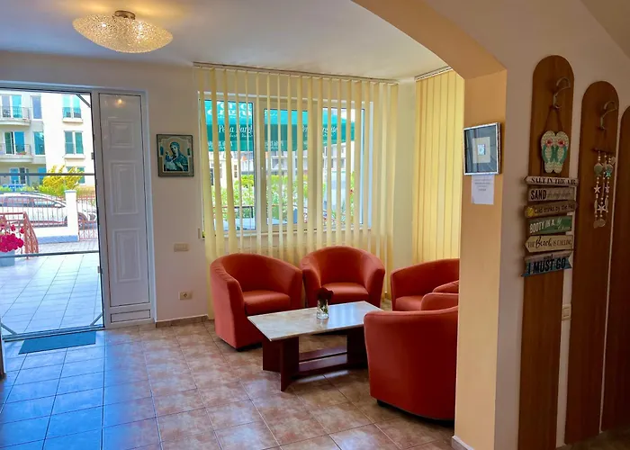 招待所 Casa Servus Junior 那沃达利