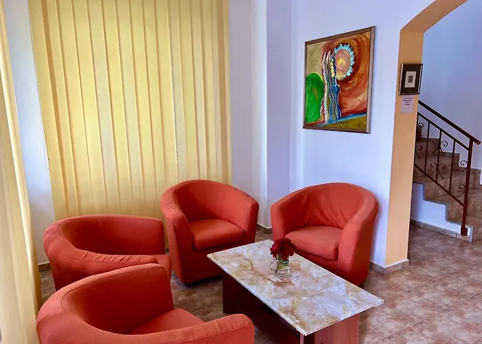 Casa Servus Junior 3* 那沃达利