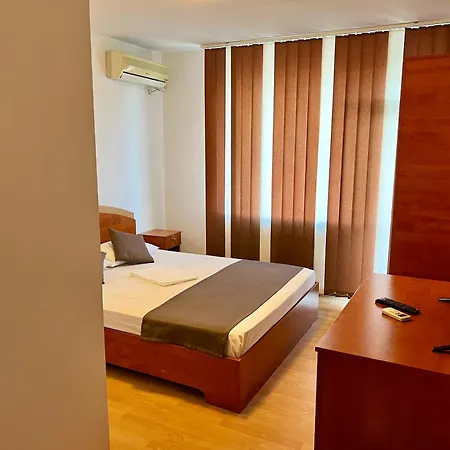 Casa Servus Junior 3* Năvodari